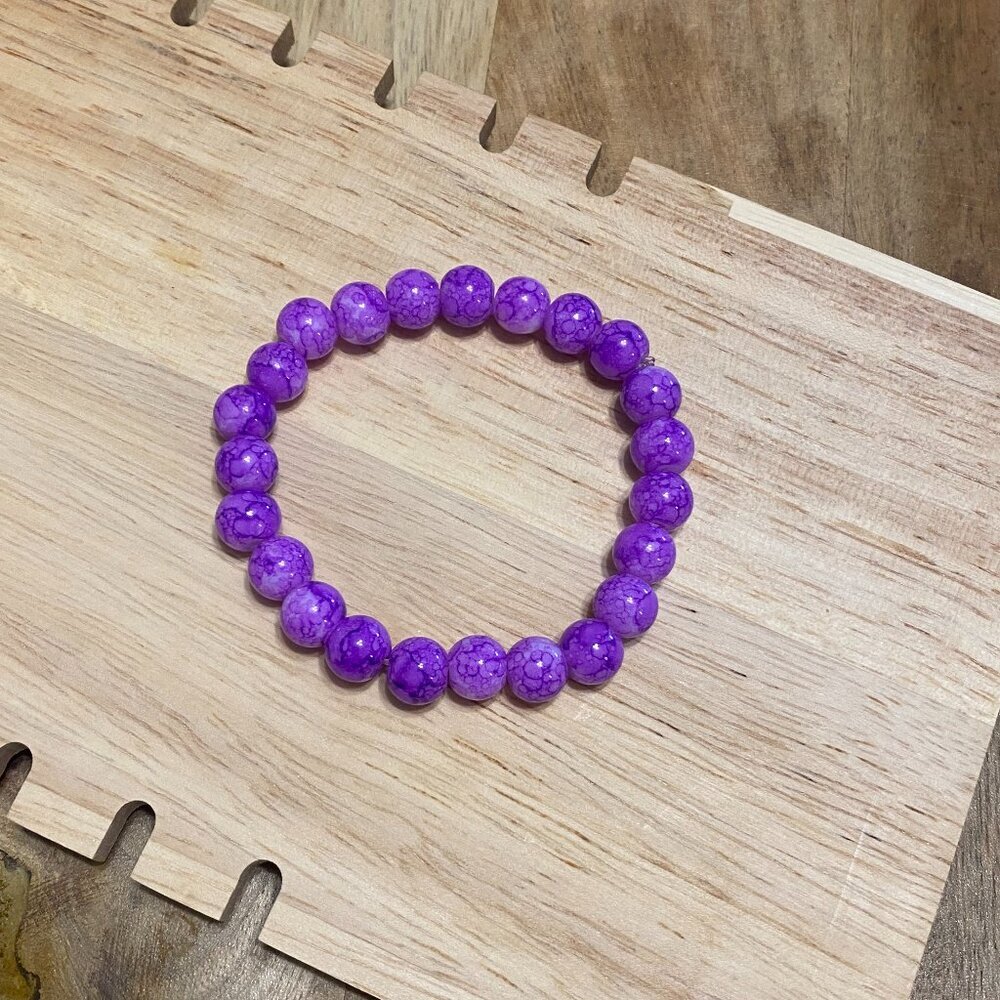 MOONLIGHT VOILET BEADED BRACELET